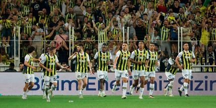 Playoff Conference: Kolo Muani non basta all’Eintracht. Manita Fenerbahçe