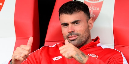 Petagna al Cagliari, domani le visite mediche a Roma