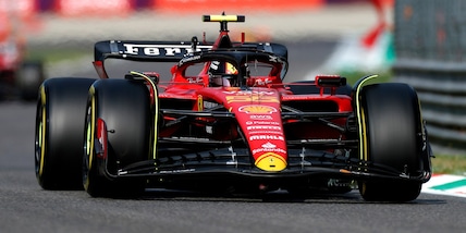 A Monza la Ferrari sogna: Sainz davanti a tutti nelle FP2!