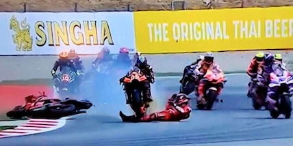 Bagnaia, terrore e sollievo: l’incidente, le protezioni e la fortuna