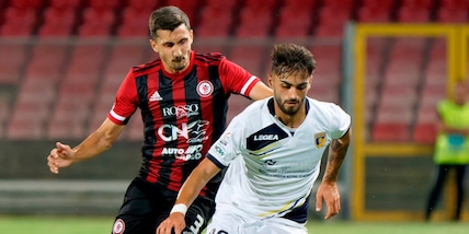 La Juve Stabia batte anche l'Avellino, si riscattano Foggia e Benevento