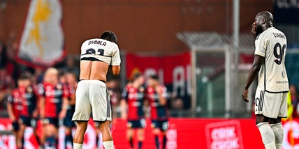 Roma, che schiaffo: il Genoa cala il poker e Mourinho è sedicesimo