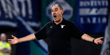 Sarri fuori controllo: "Lazio mandata al macello da Uefa, Fifa e Serie A"