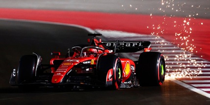 Ferrari lontana in Qatar: Leclerc 5°, Sainz-flop. Pole Verstappen