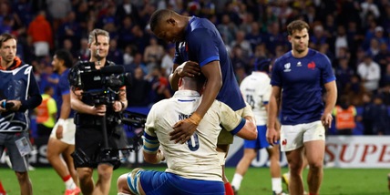 Rugby, l'Italia va a fondo: palla a Quesada