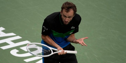 Tennis, Medvedev saluta Shanghai: era nel tabellone di Sinner