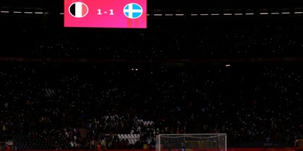 Belgio-Svezia sospesa. Doppietta Ronaldo con la Bosnia, Olanda ok al 93'