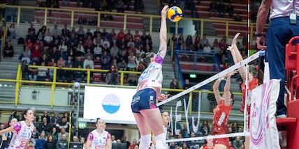 Novara in vetta a punteggio pieno, Scandicci vittoria da secondo posto