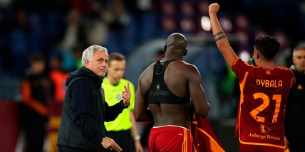 Mourinho dopo Roma-Lecce: "Rigore Lukaku? Ecco perché non ha tirato Dybala"
