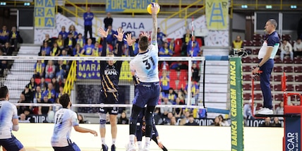 Monza vince l'anticipo con Verona