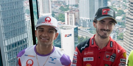 Martin spacca la Ducati, Bagnaia fa il capitano e difende Bastianini