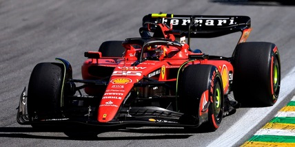 Ferrari, a Las Vegas Sainz fermato da un tombino, Fp1 cancellate