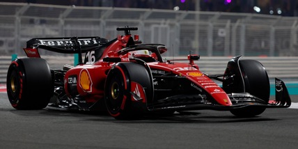 FP3 Abu Dhabi: Russell ancora in testa. Leclerc quinto, Sainz ultimo