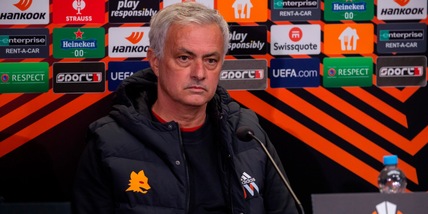 Mourinho: "Il Servette dovrebbe pensare al campionato. Il campo? Un disastro"