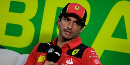 "Sainz, il personal trainer allenerà Verstappen nella prossima stagione"