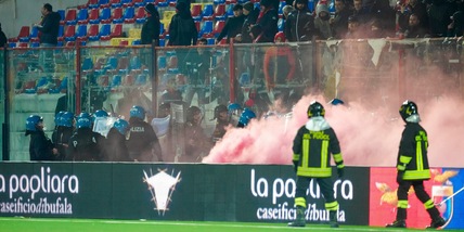 Casertana-Foggia, alta tensione: scontri e feriti, cos'è successo al Pinto