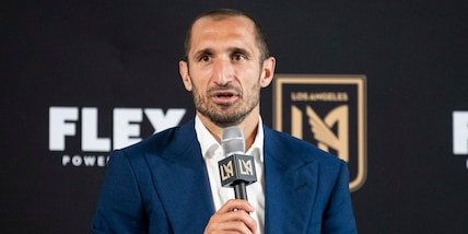 Chiellini riceve il Gonfalone d’argento: “Orgoglioso di essere toscano"