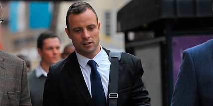 Oscar Pistorius scarcerato: il dolore della madre di Reeva Steenkamp