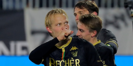 Venezia, Pohjanpalo show: 5-3 alla Samp. Frena il Parma, vince la Cremonese