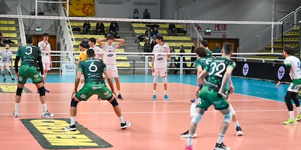 Ravenna vince a Cantù in tre set