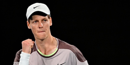 Sinner, un ciclone agli Australian Open: travolto Baez. Chi sfida agli ottavi