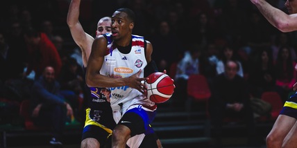 Novipiù Monferrato Basket: anticipo del venerdì contro Cantù