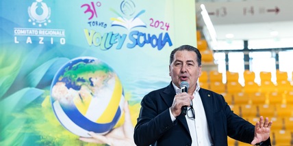 Il CT Fefè De Giorgi alla presentazione del 31° Volley Scuola