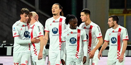 Maldini e Pessina piegano Liverani, il Monza di Palladino sbanca Salerno