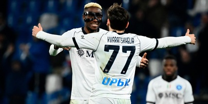 Osimhen tripletta, Kvara doppietta: Juve, questo è un Napoli che spaventa