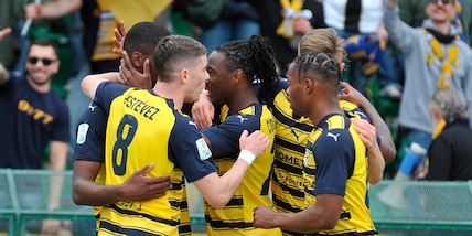 Il Parma torna a vincere, blitz a Terni. Palermo ancora ko: poker Brescia