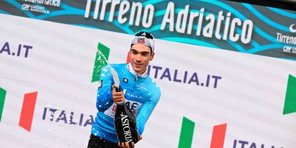 Tirreno-Adriatico, Ayuso vince la prima tappa. Ganna secondo