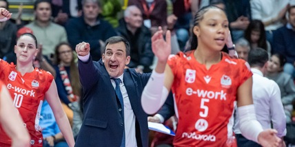 Enrico Barbolini sulla panchina della UYBA, esonerato Cichello