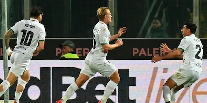 Pohjanpalo, ancora show! Il Venezia sbanca Palermo col suo bomber e Gytkjaer