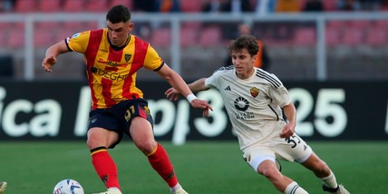 La Roma frena a Lecce: De Rossi scivola a -5 dal Bologna