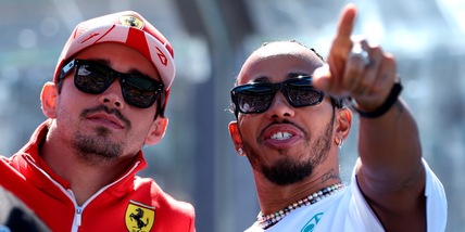 Hamilton tra passato e futuro Ferrari: “Quelle immagini fanno ancora male”
