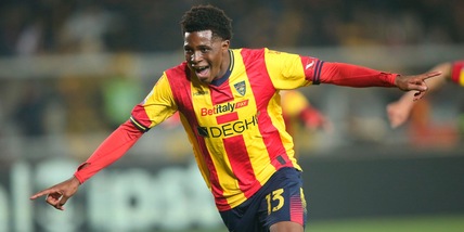 Moncada fa l’esame a Dorgu: il talento del Lecce piace come vice Theo Hernandez