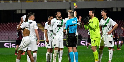 Furia Carnevali per l'arbitraggio: "Questa partita è stata condizionata"