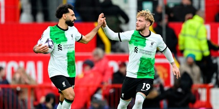Salah salva Klopp: il Liverpool aggancia l'Arsenal in vetta. Tris Tottenham