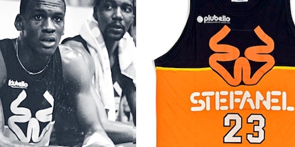 Michael Jordan, quando sfasciò il canestro a Trieste: maglia all'asta