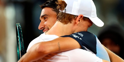 Sinner-Sonego, il derby dell’amicizia: l’abbraccio finale il dato più rilevante