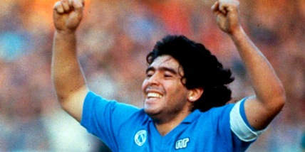Maradona diventa un corso di laurea: in Argentina si studierà la "Diegologia"