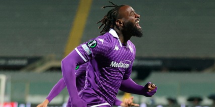 Fiorentina all’ultimo respiro, Nzola manda ko il Bruges. Emery crolla in casa