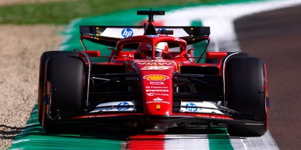 Imola, Verstappen come Senna: otto pole di seguito. Male le Ferrari