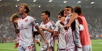 Düsseldorf ad un passo dalla Bundesliga, il Bochum sprofonda in casa