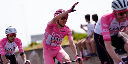 Pogacar nell'élite del ciclismo: dopo 2 Tour vince anche il Giro d'Italia