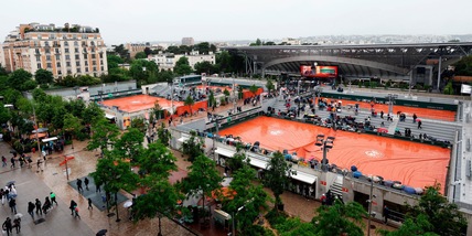 Roland Garros, ufficiale: cancellato il programma all'aperto