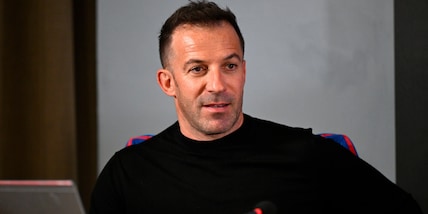 Italia, i numeri 10 a Coverciano. Del Piero: “Provo invidia, qui serve…”