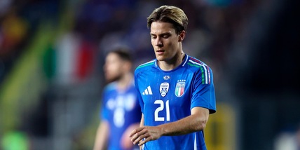 Fagioli si ferma, Barella a parte nel primo allenamento: le condizioni Italia