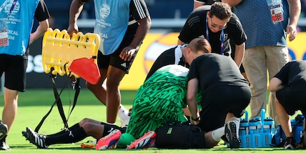 Perù-Canada, attimi di paura: malore per il guardalinee, trasportato in ospedale