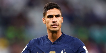 Clamoroso Varane, scatto Como! L’ex United e Real è in città
